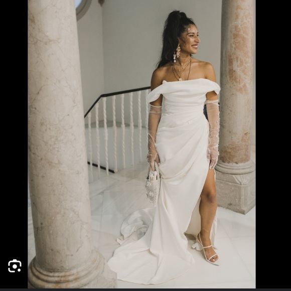 House of CB‎ ‘Delphine’ Ivory Draped Corset Bridal Gown NWOT size L - Picture 3 of 13